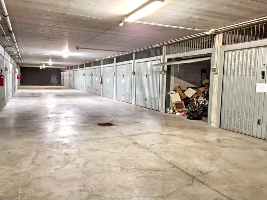 Immagine 3 di Posto auto in vendita  in Via San Vigilio, N. 28 a Milano