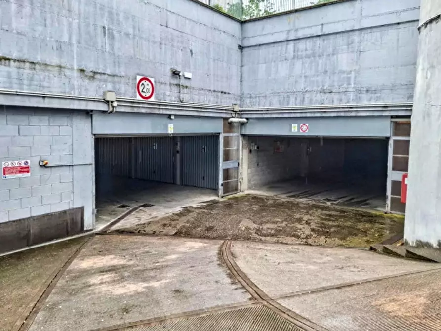 Immagine 7 di Posto auto in vendita  in Via San Vigilio, N. 28 a Milano