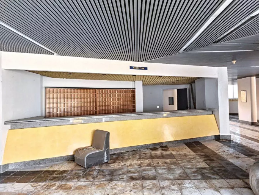 Immagine 8 di Hotel in vendita  in Via Nazionale, N. 63 a Girasole