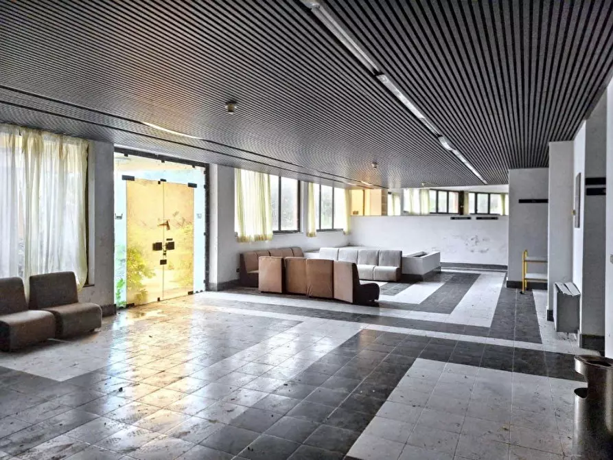 Immagine 9 di Hotel in vendita  in Via Nazionale, N. 63 a Girasole