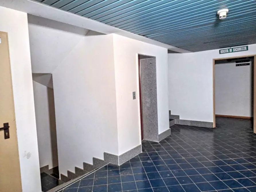 Immagine 18 di Hotel in vendita  in Via Nazionale, N. 63 a Girasole