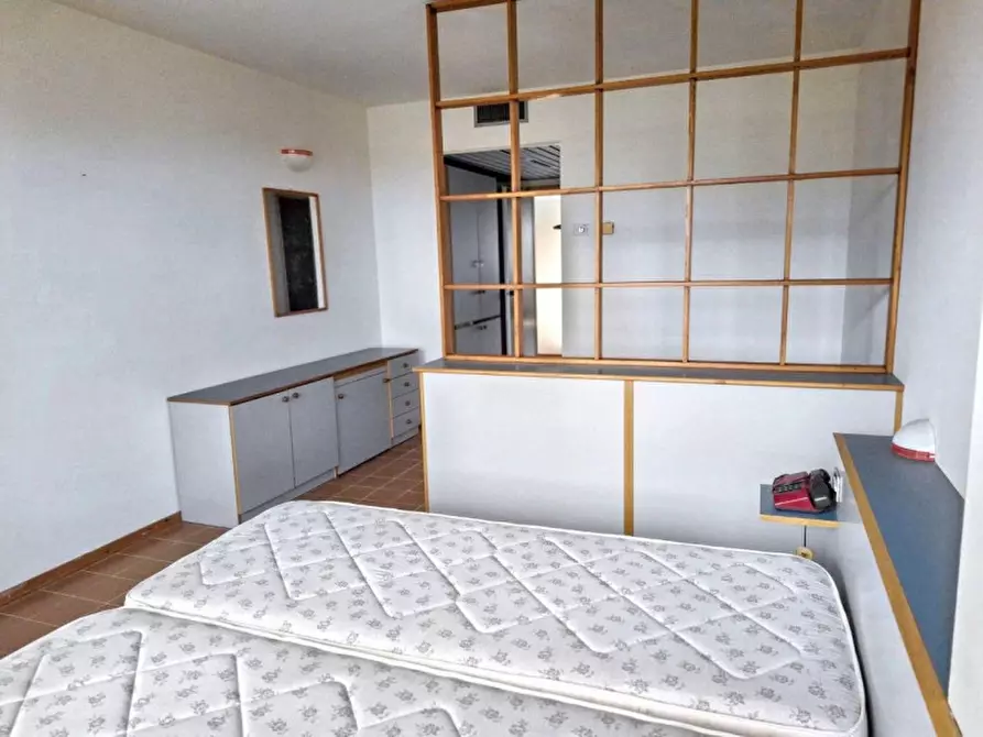 Immagine 21 di Hotel in vendita  in Via Nazionale, N. 63 a Girasole