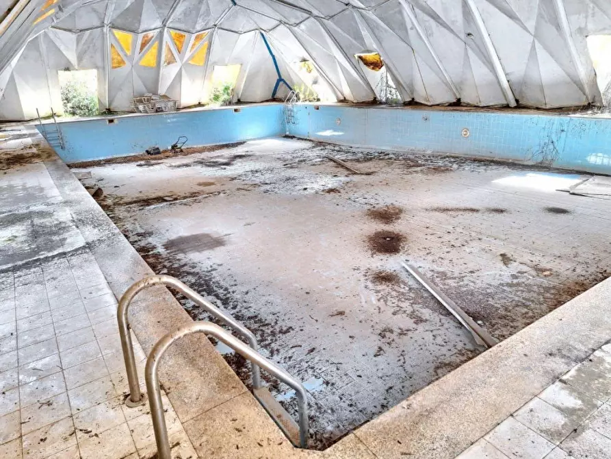 Immagine 28 di Hotel in vendita  in Via Nazionale, N. 63 a Girasole