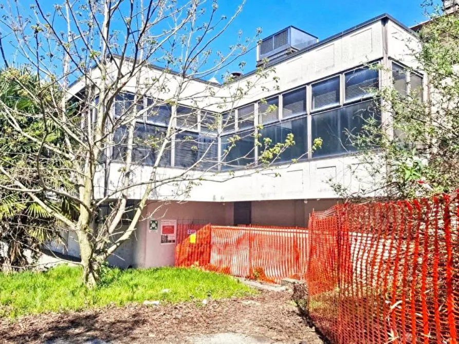 Immagine 17 di Capannone industriale in vendita  in Via IV Novembre, N. 41-43-45 a Omegna