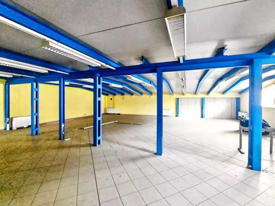 Immagine 12 di Capannone industriale in vendita  in Via Monforte, N. 140 a Monchiero