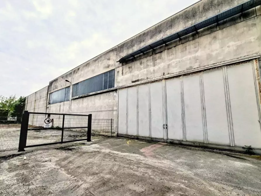 Immagine 16 di Capannone industriale in vendita  in Via Trento, N. 38 a Vercelli
