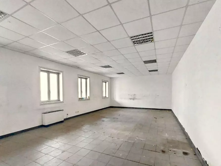 Immagine 11 di Capannone industriale in vendita  in Via Umberto II, N. 3/5 a Carmagnola