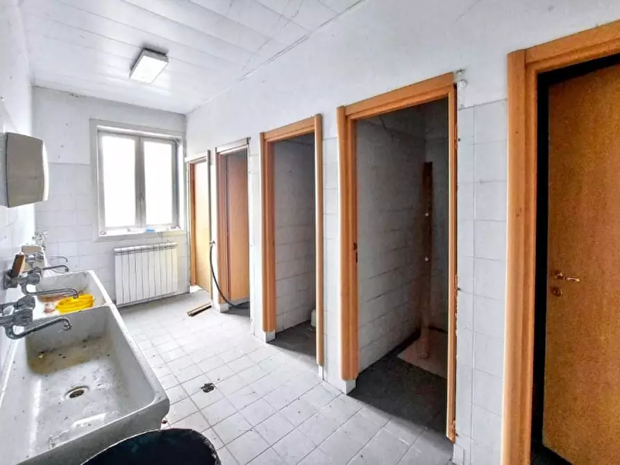 Immagine 15 di Capannone industriale in vendita  in Via Umberto II, N. 3/5 a Carmagnola