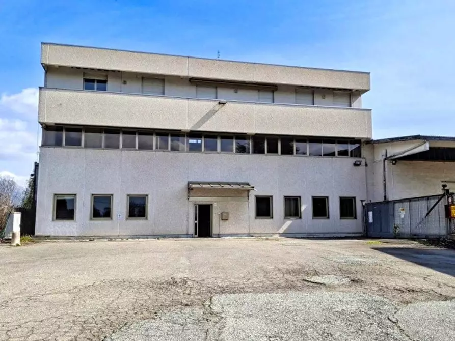 Immagine 1 di Capannone industriale in vendita  in Via Santuario D'Oropa, N. 114-118 a Biella