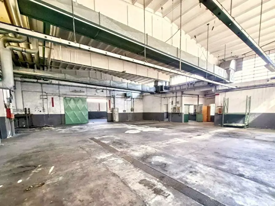 Immagine 9 di Capannone industriale in vendita  in Via Santuario D'Oropa, N. 114-118 a Biella