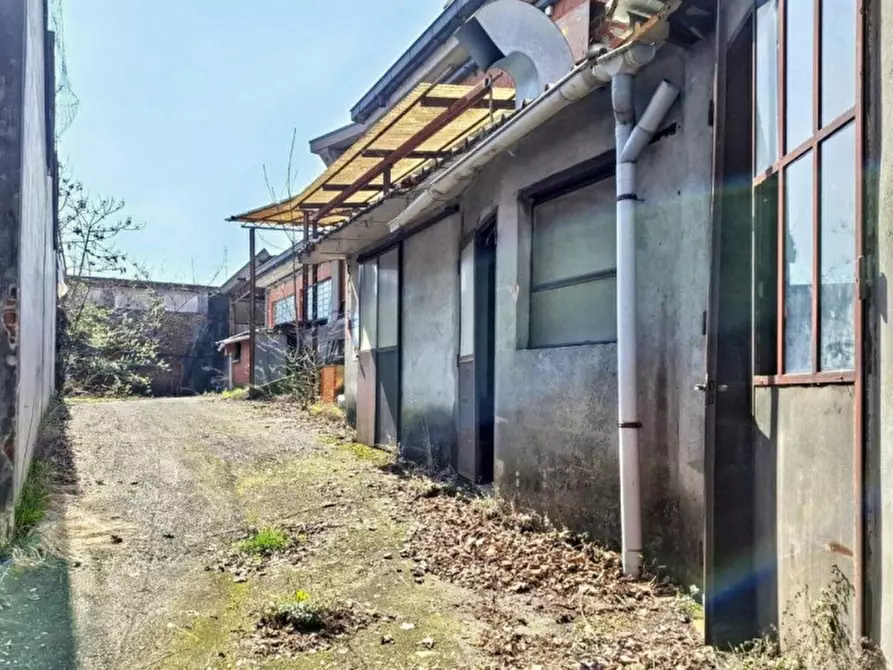 Immagine 25 di Capannone industriale in vendita  in Via Santuario D'Oropa, N. 114-118 a Biella