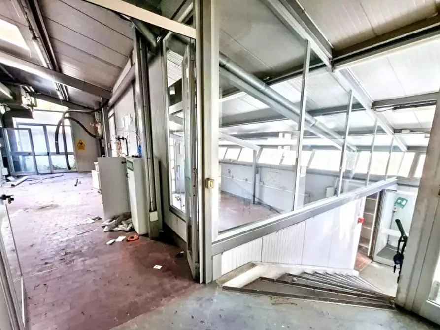 Immagine 26 di Capannone industriale in vendita  in Via Santuario D'Oropa, N. 114-118 a Biella