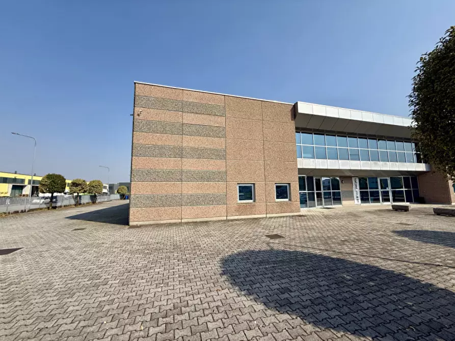 Immagine 1 di Ufficio in affitto  in Via del Risparmio a Castelfranco Veneto