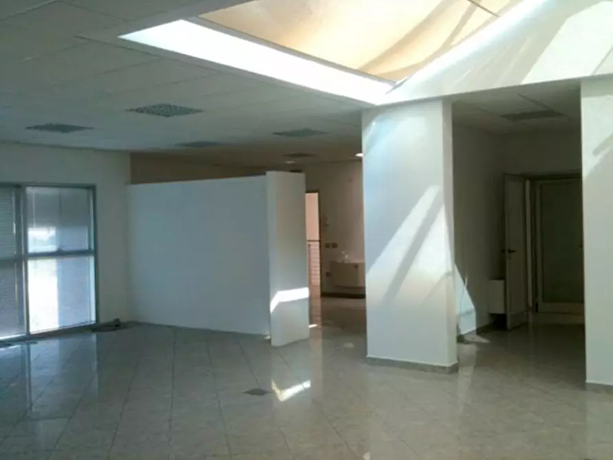 Immagine 10 di Ufficio in affitto  in Via del Risparmio a Castelfranco Veneto