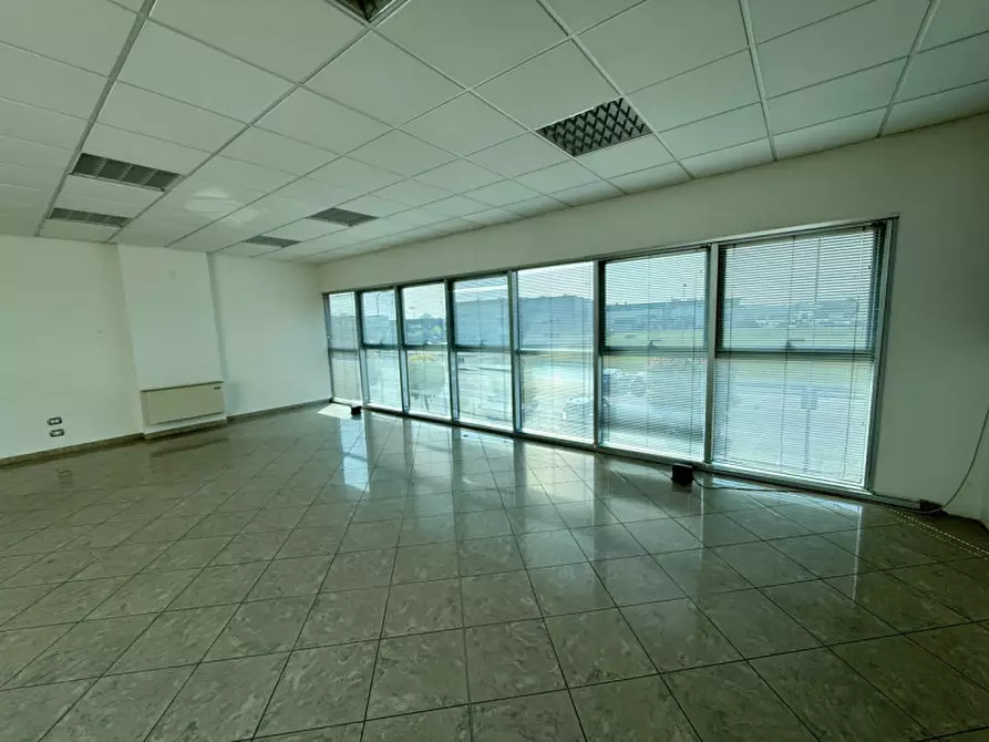 Immagine 19 di Ufficio in affitto  in Via del Risparmio a Castelfranco Veneto