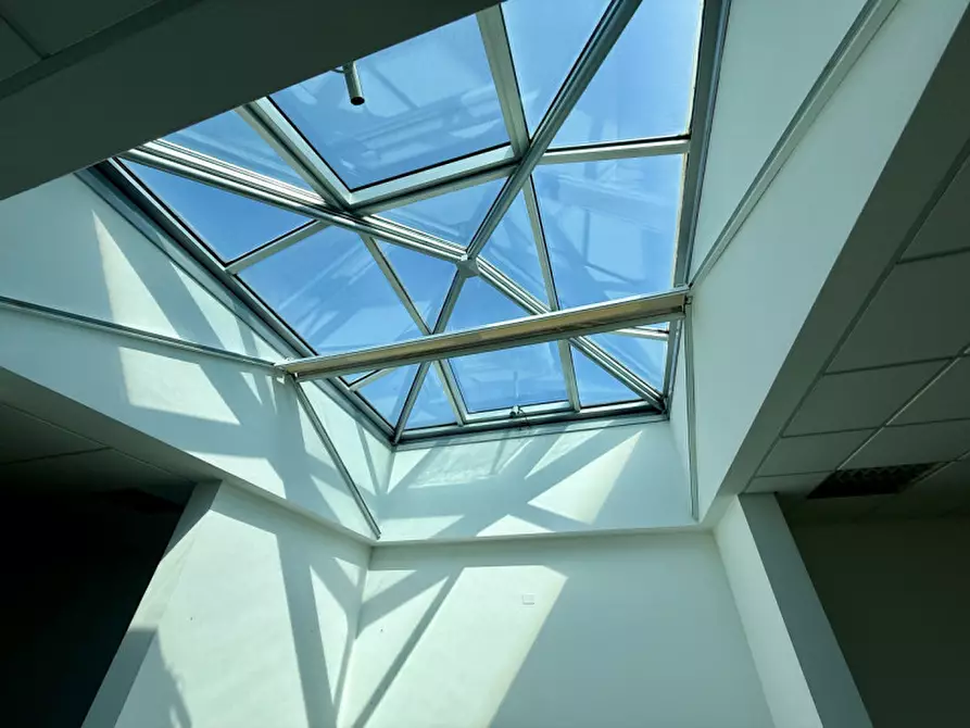 Immagine 22 di Ufficio in affitto  in Via del Risparmio a Castelfranco Veneto