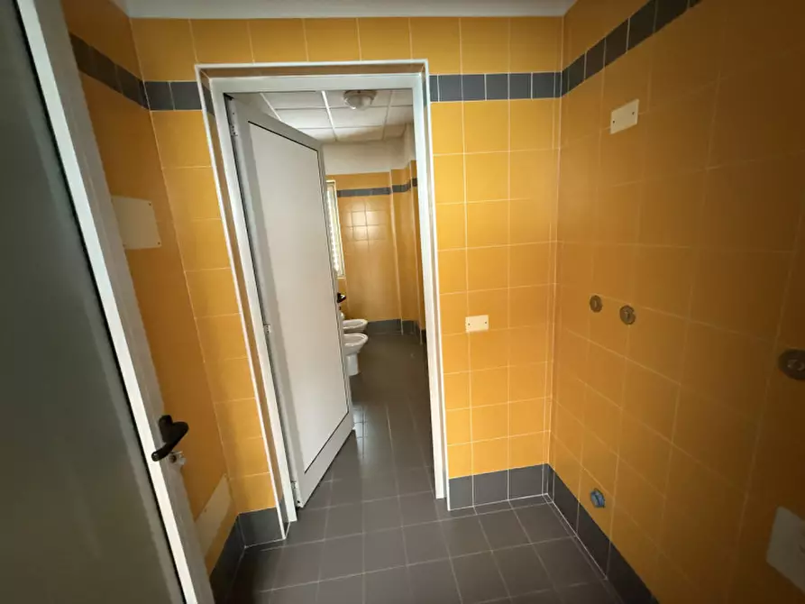 Immagine 28 di Ufficio in affitto  in Via del Risparmio a Castelfranco Veneto