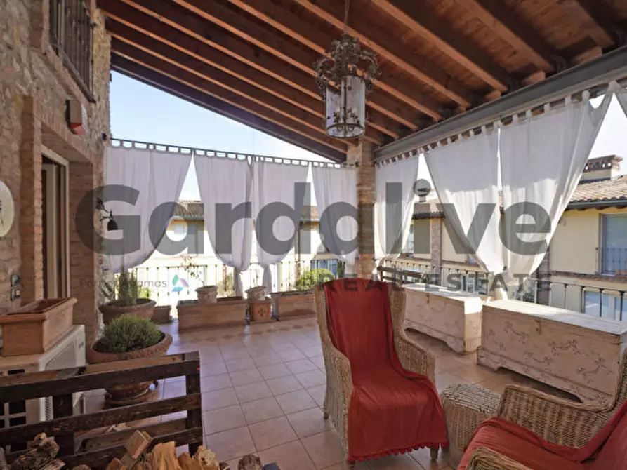 Immagine 2 di Appartamento in vendita  a Lonato del Garda