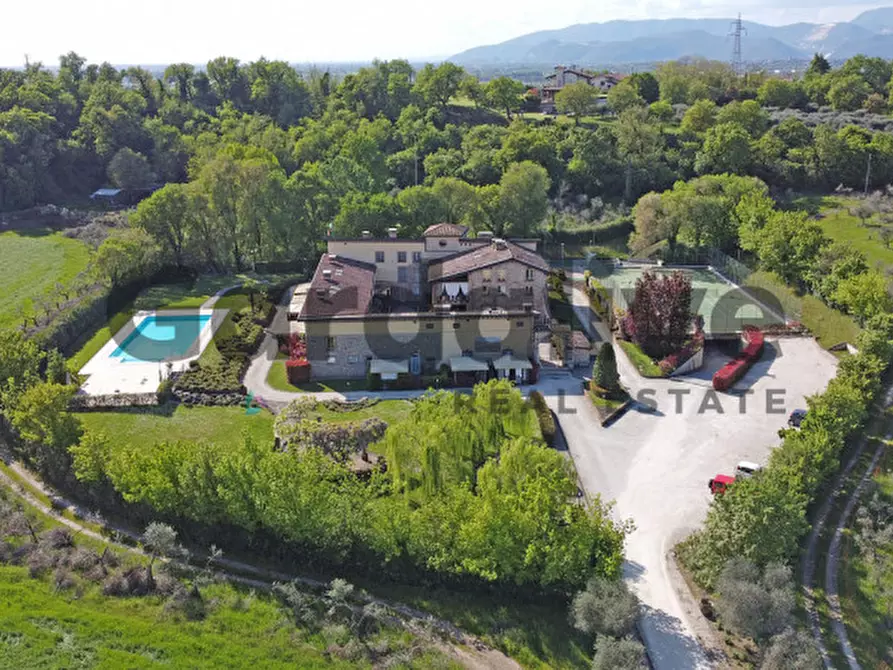 Immagine 44 di Appartamento in vendita  a Lonato del Garda