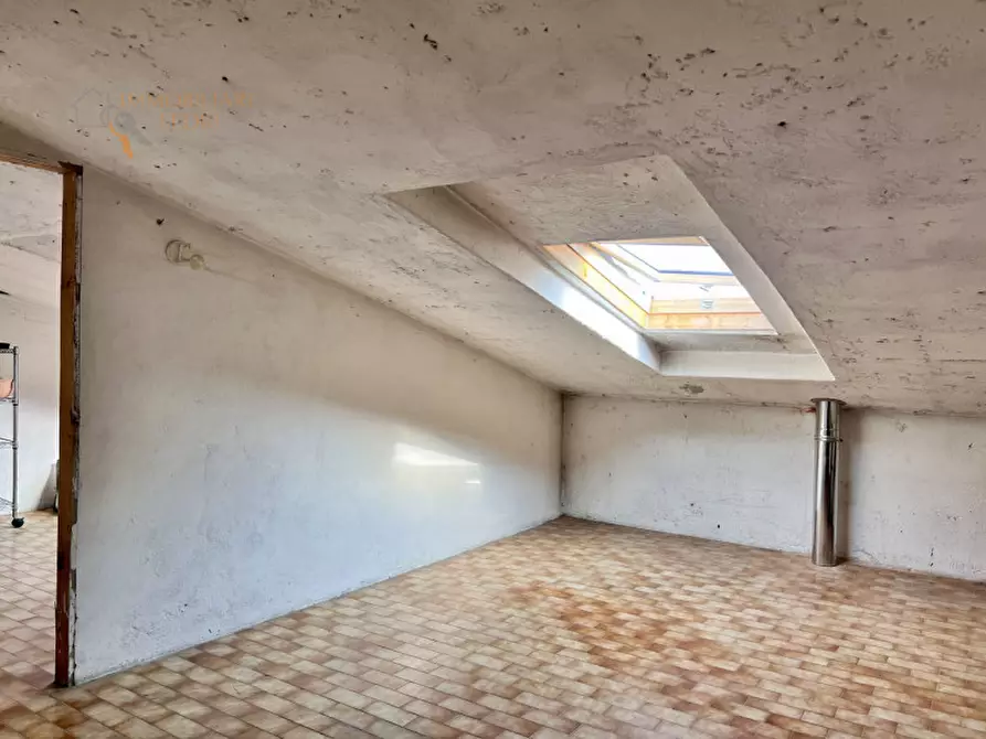 Immagine 16 di Casa bifamiliare in vendita  in Via Biante Remangi a Villafranca Di Verona