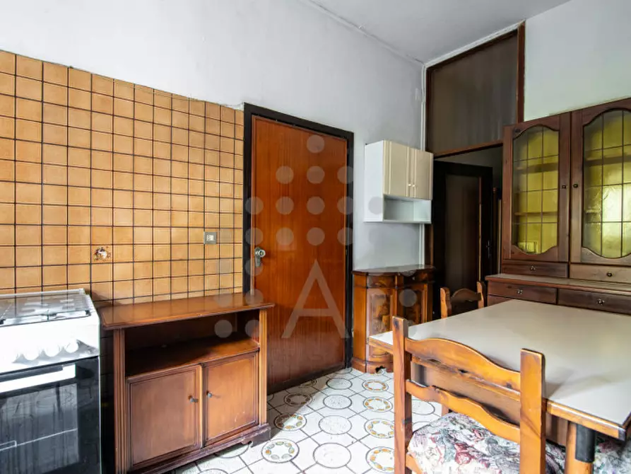 Immagine 14 di Palazzo in vendita  a Torreglia