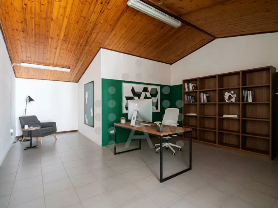 Immagine 43 di Casa indipendente in vendita  a Torreglia