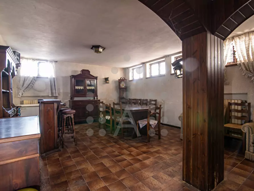 Immagine 37 di Palazzo in vendita  a Torreglia