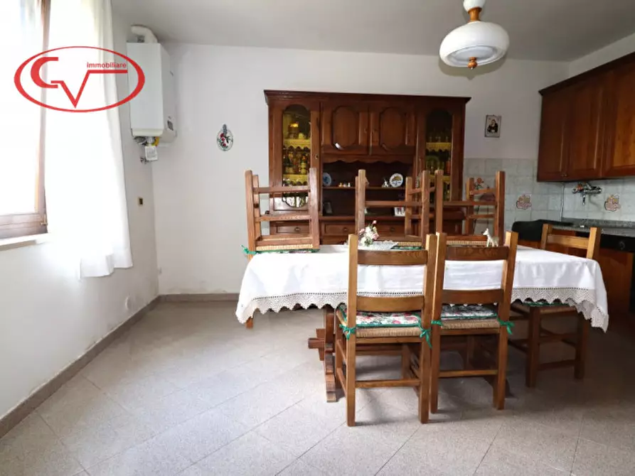 Immagine 11 di Villetta a schiera in vendita  in neri a Cavriglia