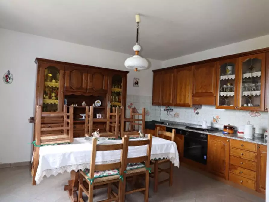 Immagine 13 di Villetta a schiera in vendita  in neri a Cavriglia