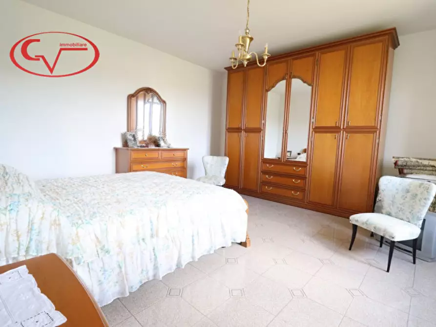 Immagine 21 di Villetta a schiera in vendita  in neri a Cavriglia