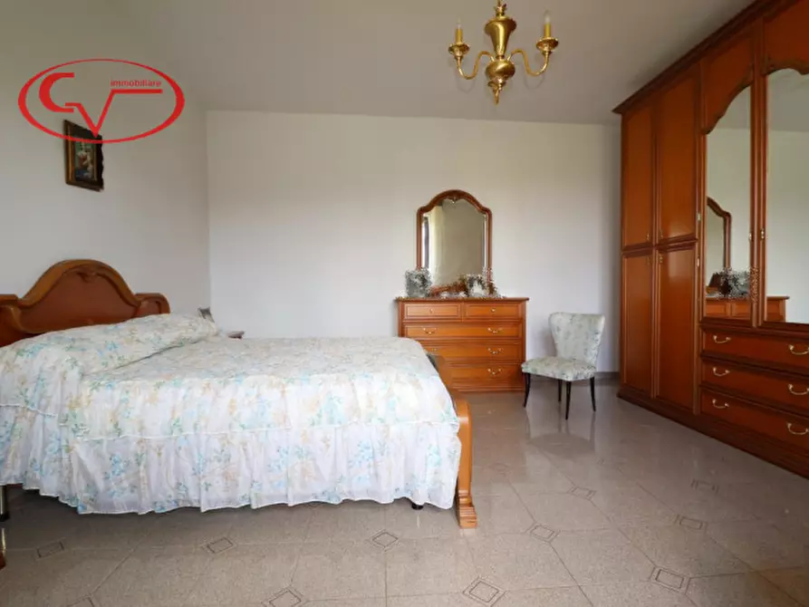 Immagine 23 di Villetta a schiera in vendita  in neri a Cavriglia