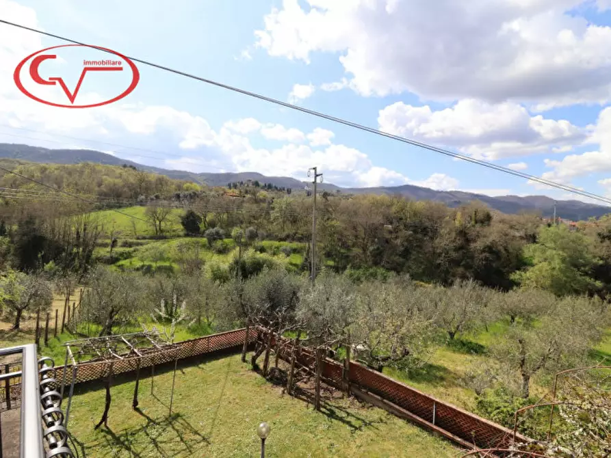 Immagine 31 di Villetta a schiera in vendita  in neri a Cavriglia