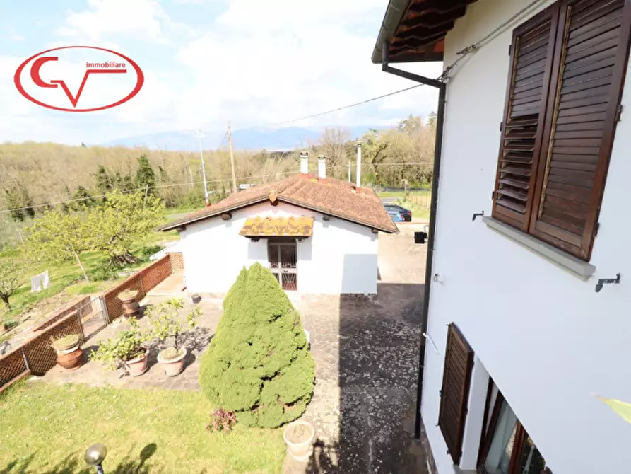 Immagine 32 di Villetta a schiera in vendita  in neri a Cavriglia