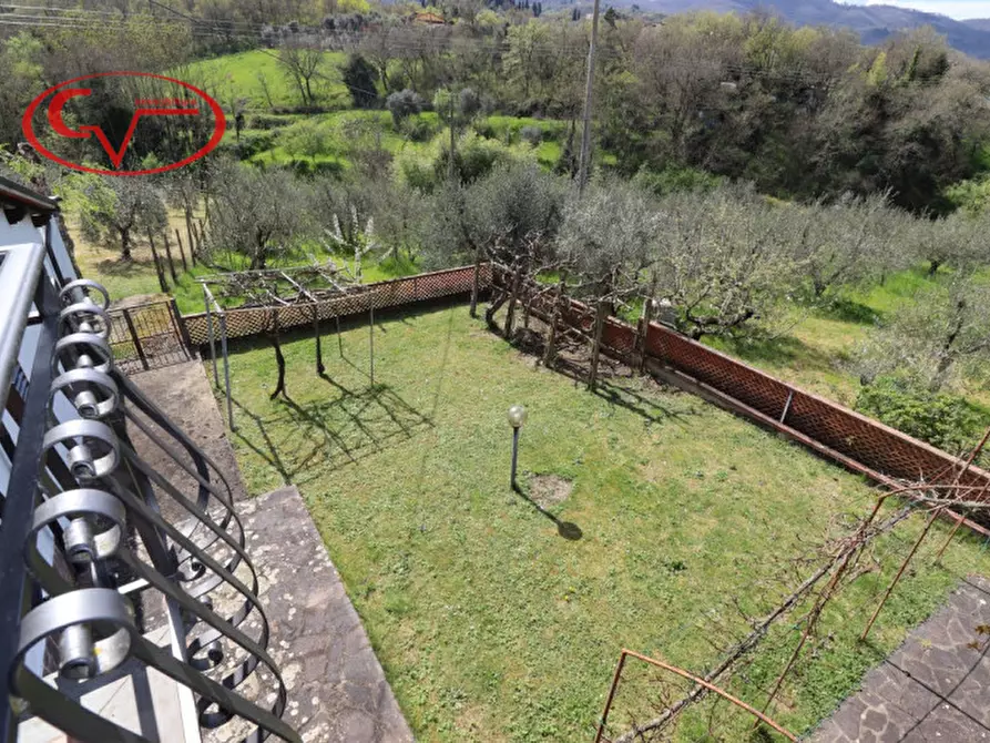 Immagine 33 di Villetta a schiera in vendita  in neri a Cavriglia