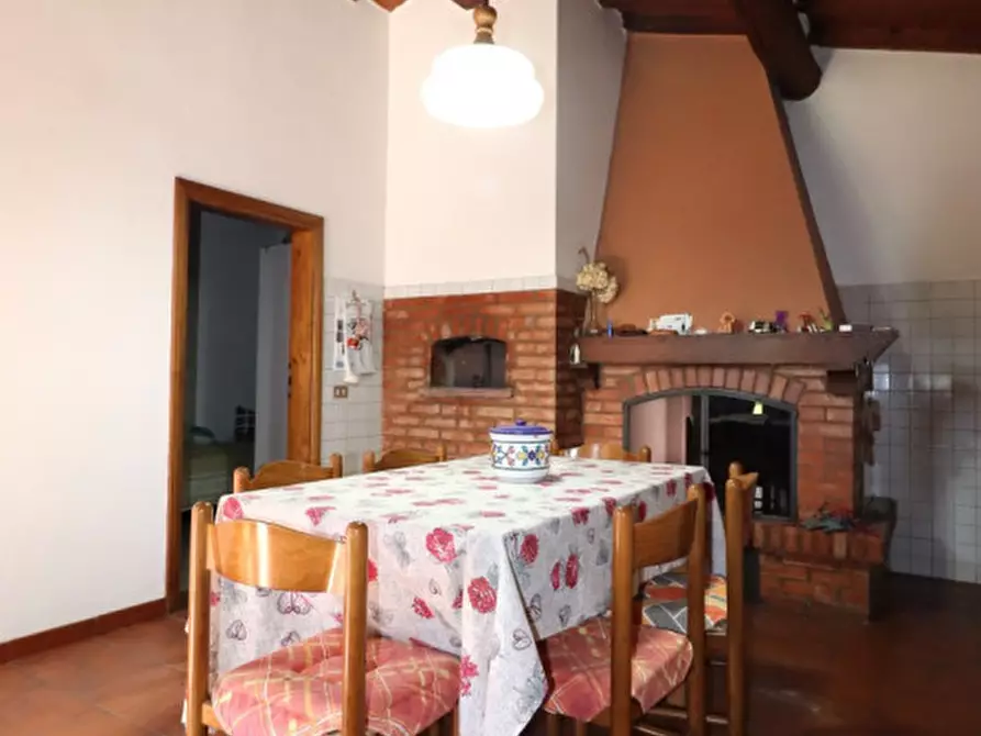 Immagine 36 di Villetta a schiera in vendita  in neri a Cavriglia