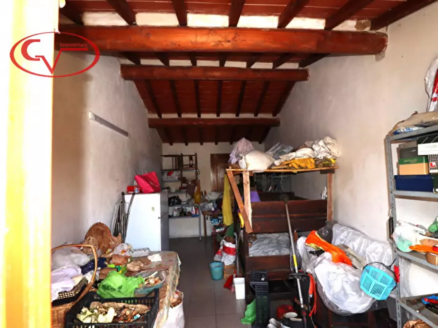 Immagine 41 di Villetta a schiera in vendita  in neri a Cavriglia