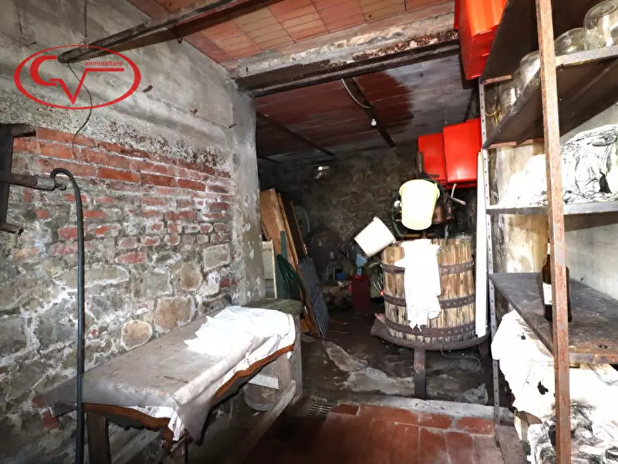 Immagine 43 di Villetta a schiera in vendita  in neri a Cavriglia