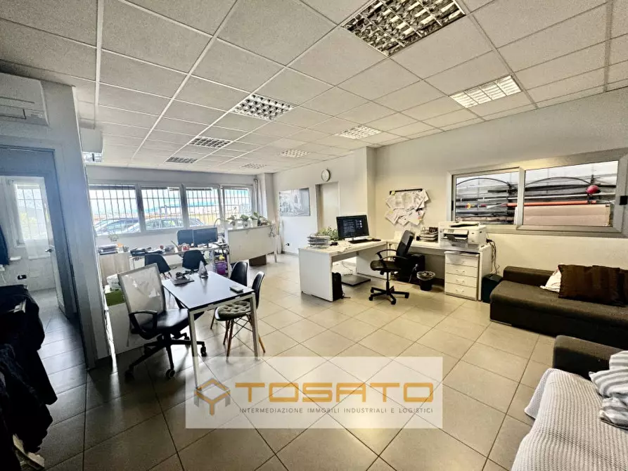 Immagine 4 di Capannone industriale in affitto  a Oppeano