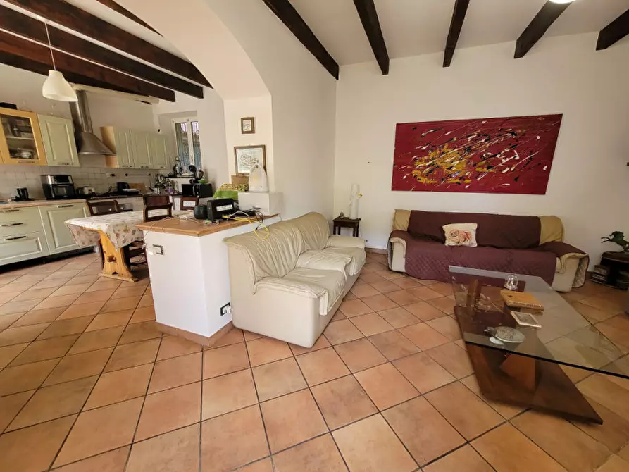 Immagine 1 di Casa bifamiliare in vendita  in via Tecci a Quiliano