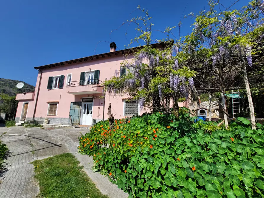 Immagine 13 di Casa bifamiliare in vendita  in via Tecci a Quiliano