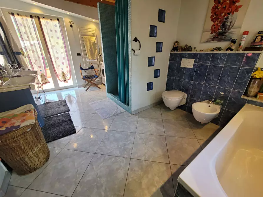 Immagine 22 di Casa bifamiliare in vendita  in via Tecci a Quiliano