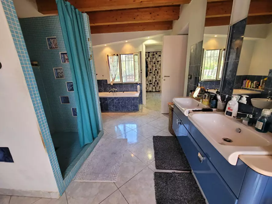 Immagine 23 di Casa bifamiliare in vendita  in via Tecci a Quiliano