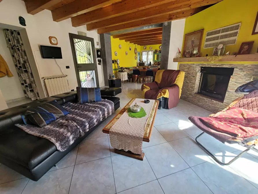 Immagine 26 di Casa bifamiliare in vendita  in via Tecci a Quiliano