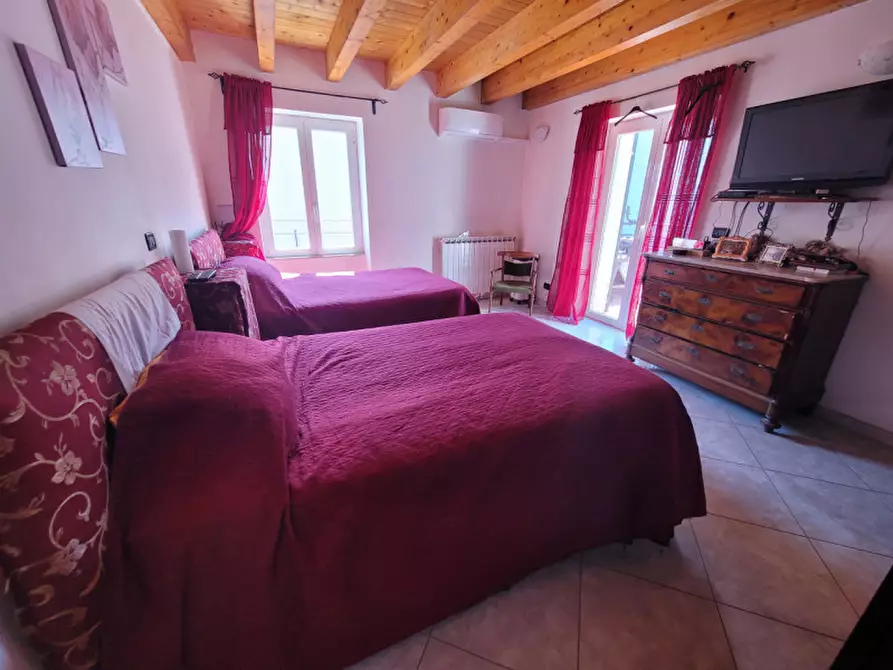 Immagine 30 di Casa bifamiliare in vendita  in via Tecci a Quiliano