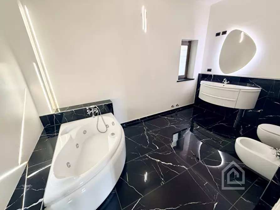 Immagine 18 di Casa indipendente in vendita  in Strada San Grisante 7 a Crescentino