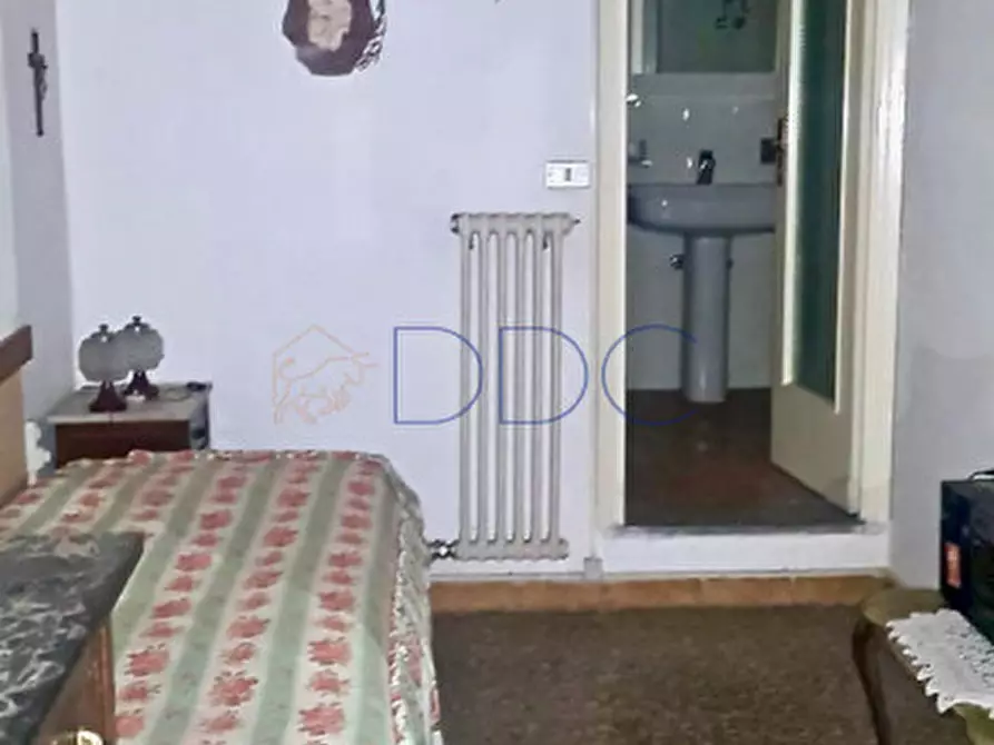 Immagine 6 di Casa indipendente in vendita  in Piazza IV Novembre 6 a Chiusano D'asti