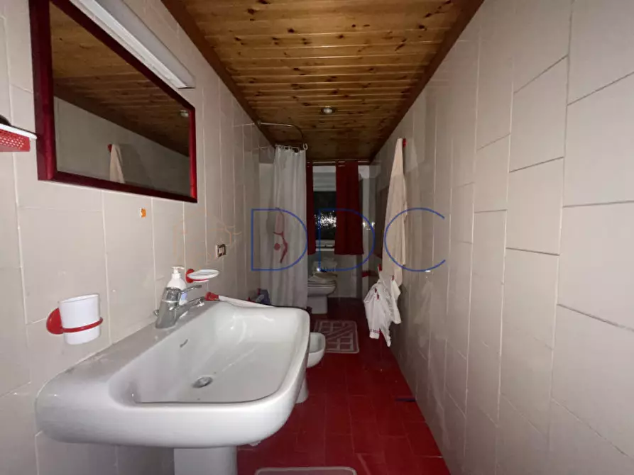 Immagine 8 di Casa indipendente in vendita  in Piazza IV Novembre 6 a Chiusano D'asti