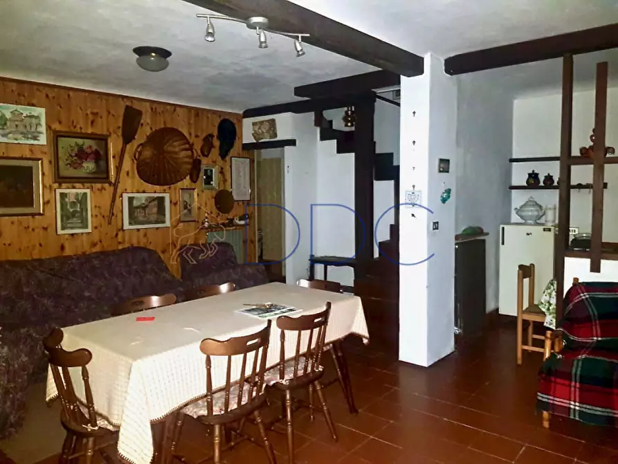 Immagine 9 di Casa indipendente in vendita  in Piazza IV Novembre 6 a Chiusano D'asti