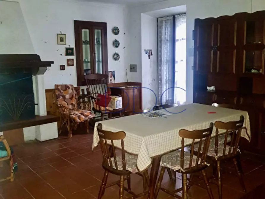 Immagine 10 di Casa indipendente in vendita  in Piazza IV Novembre 6 a Chiusano D'asti