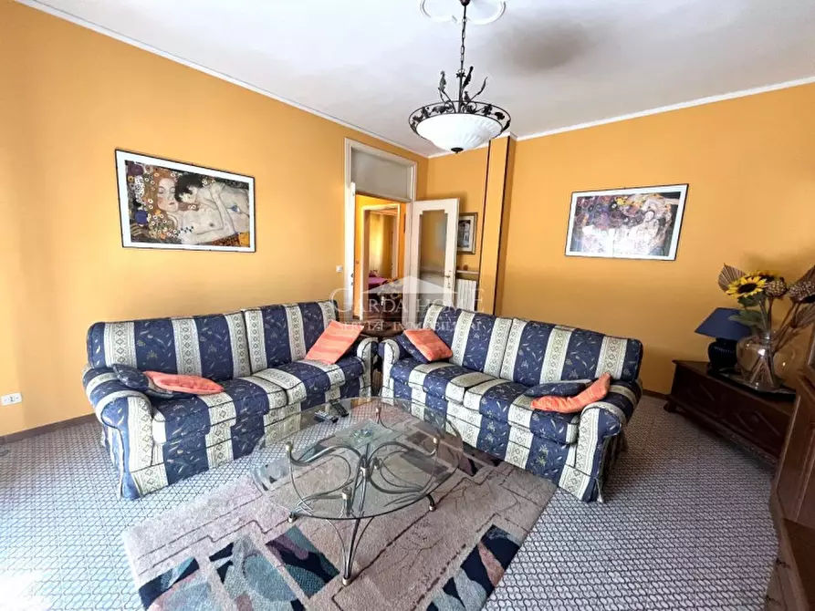 Immagine 3 di Appartamento in vendita  in Via Lorenzini a Desenzano Del Garda